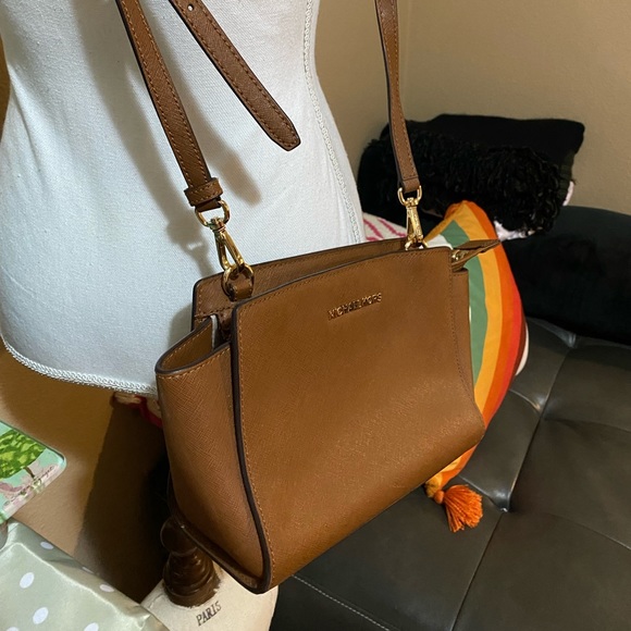 Michael Kors brown Crossbody Purse - Picture 2 of 6